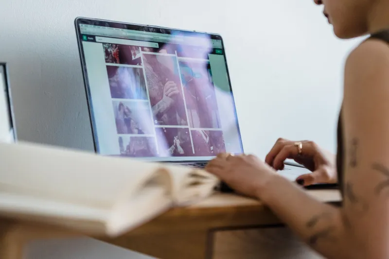 Screens, Spreadsheets, and Swaps: How Digital Platforms Are Rewriting the Collector Trading Experience